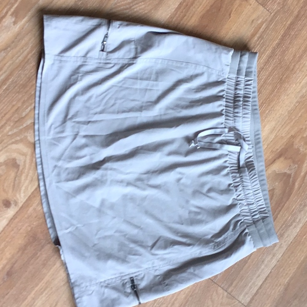 Walking Skort with great stretch and comfortable stretch shorts underneath.
